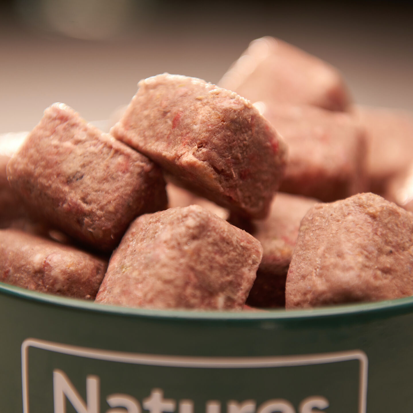 <b>IS RAW FOOD SAFE?</b><br><br>Raw dog food can be safe to handle and serve, and it can be so beneficial for your dog too – here’s what you need to know…</br>